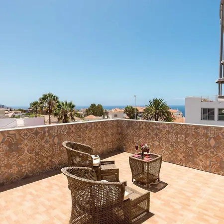 Naranja Mit Beheiztem Pool Und Meerblick 펜션
